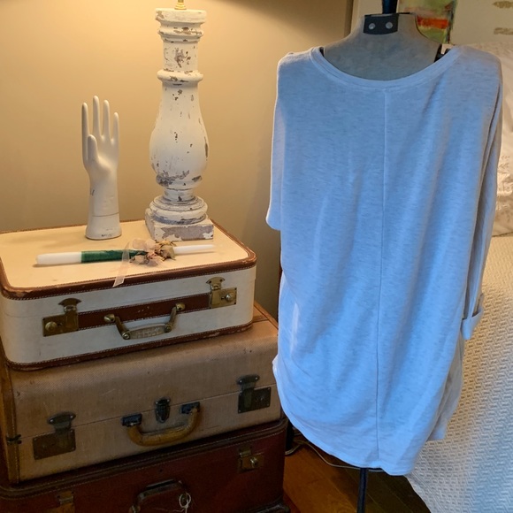 Basic Tunic - Picture 3 of 4